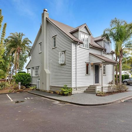 Russell Cottages - Russell Holiday Home エクステリア 写真