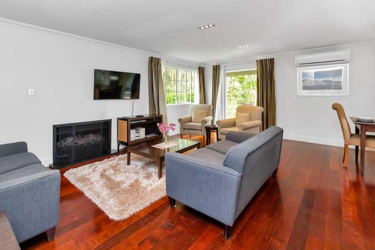Russell Cottages - Russell Holiday Home エクステリア 写真